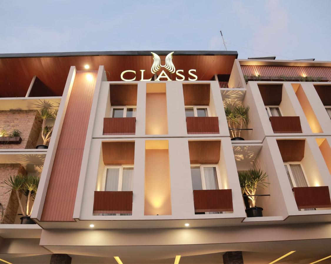 Class Premium Guest House Kasri Extérieur photo