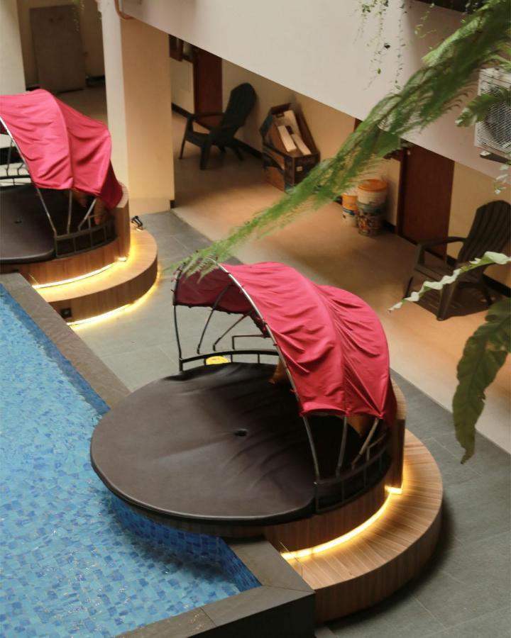 Class Premium Guest House Kasri Extérieur photo